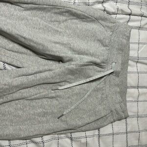 lululemon Scuba High Rise Cropped Jogger